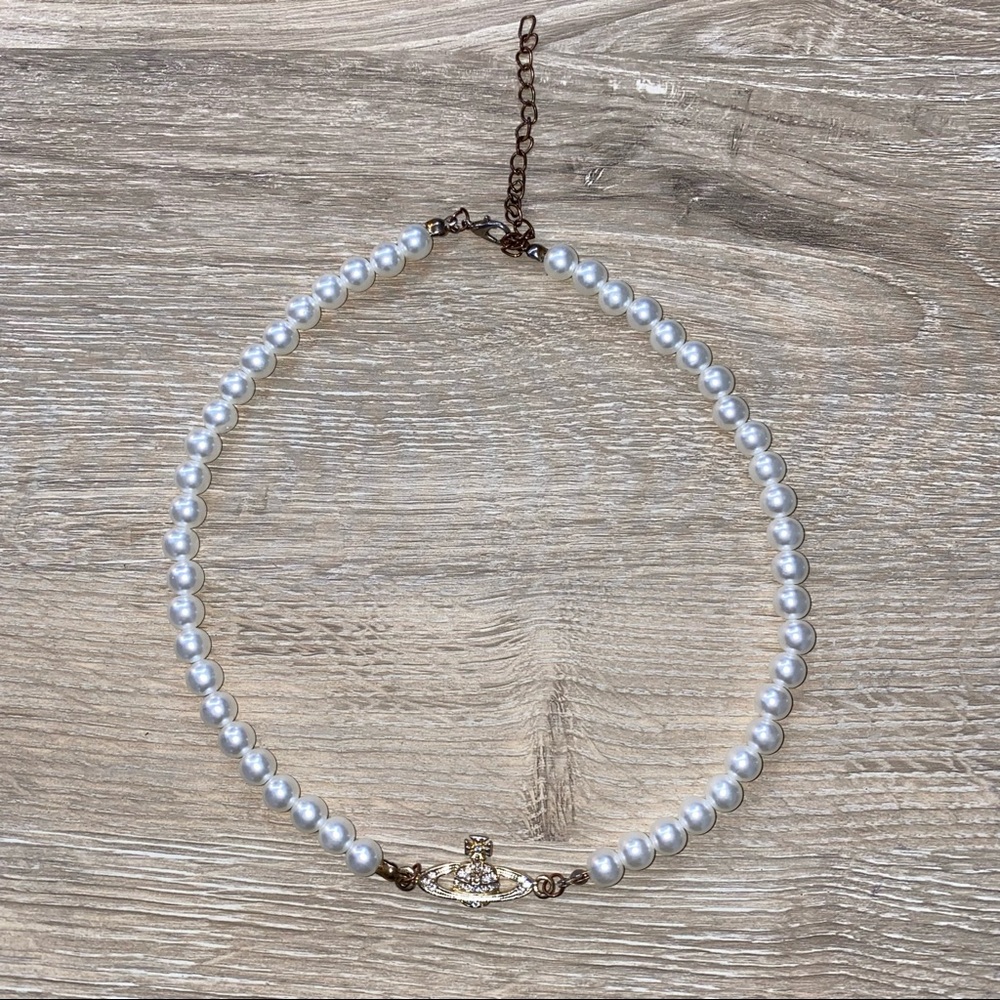 VIVIENNE WESTWOOD NECKLACE